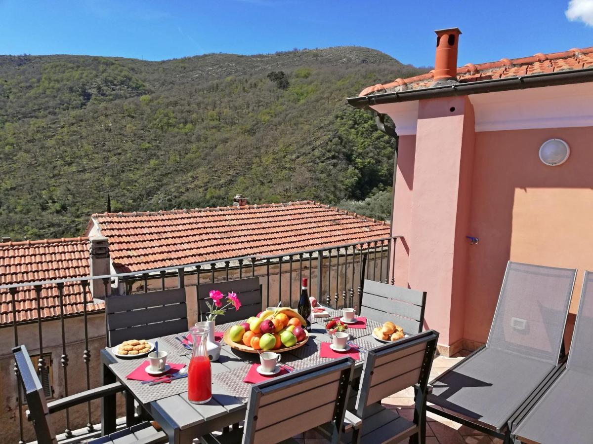 Vacanze Borgo Faraldi * Villa Faraldi
