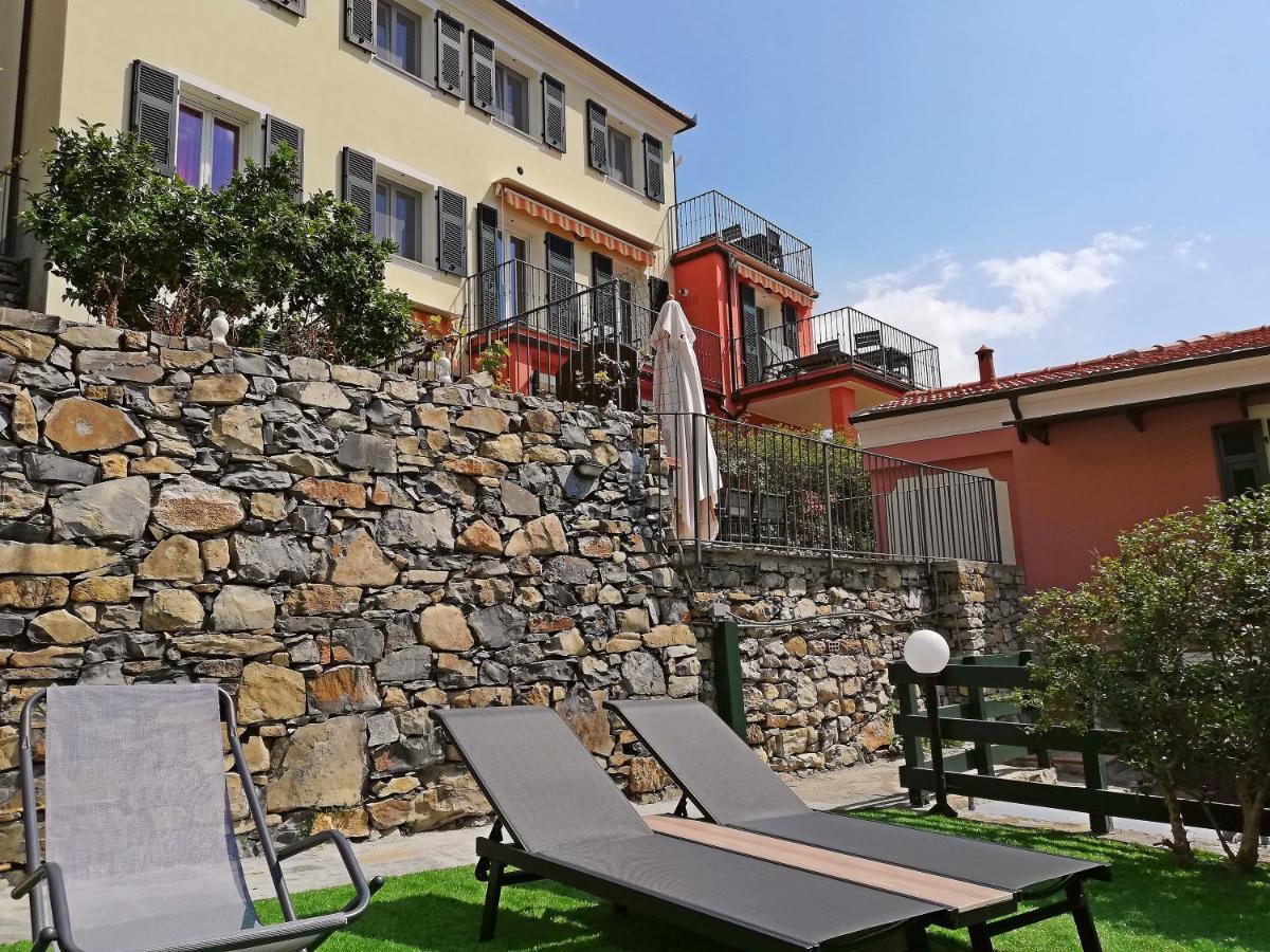 Vacanze Borgo Faraldi * Villa Faraldi