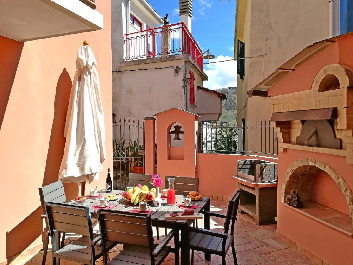 Vacanze Borgo Faraldi Apartment *