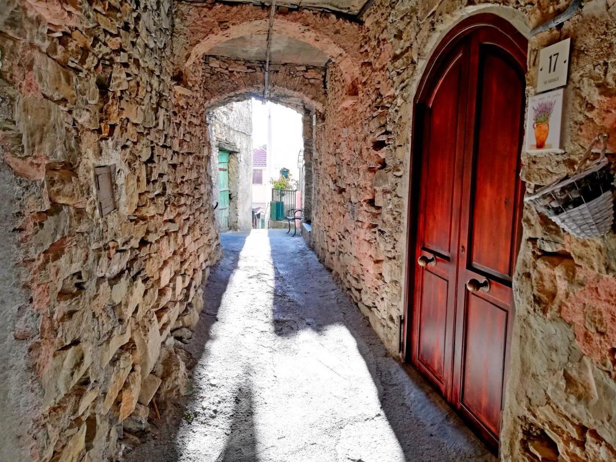 Vacanze Borgo Faraldi Apartment *